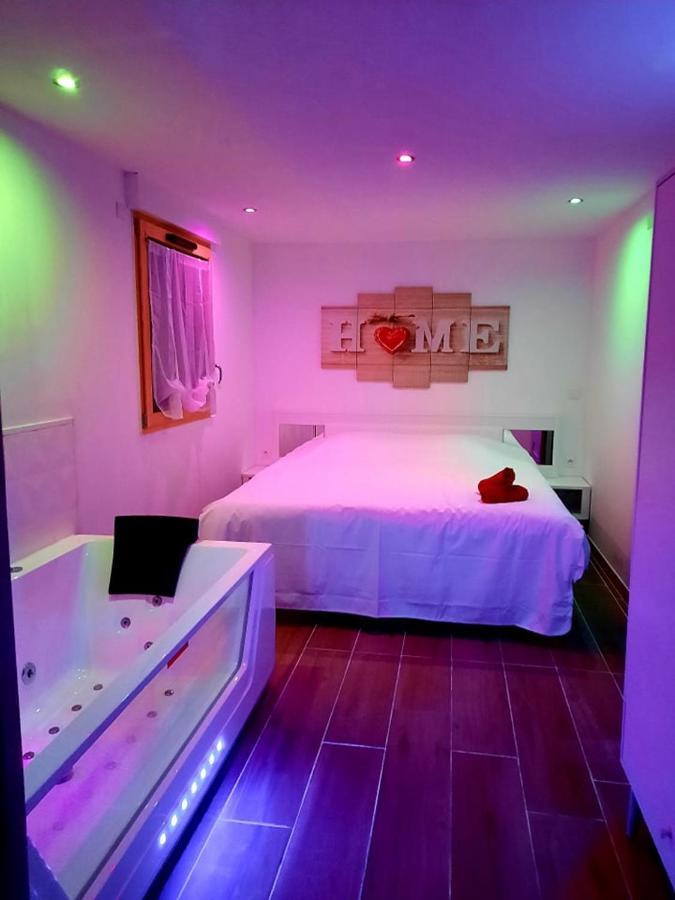 Votre Studio Balneo Bien-Etre A La Montagne Thollon-les-Memises Exterior foto